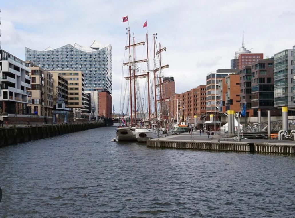 Apartment 2 Etagen Luxusappartmen Mit Wasserblick Hamburg